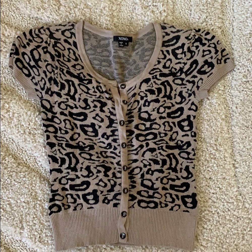Leopard print top